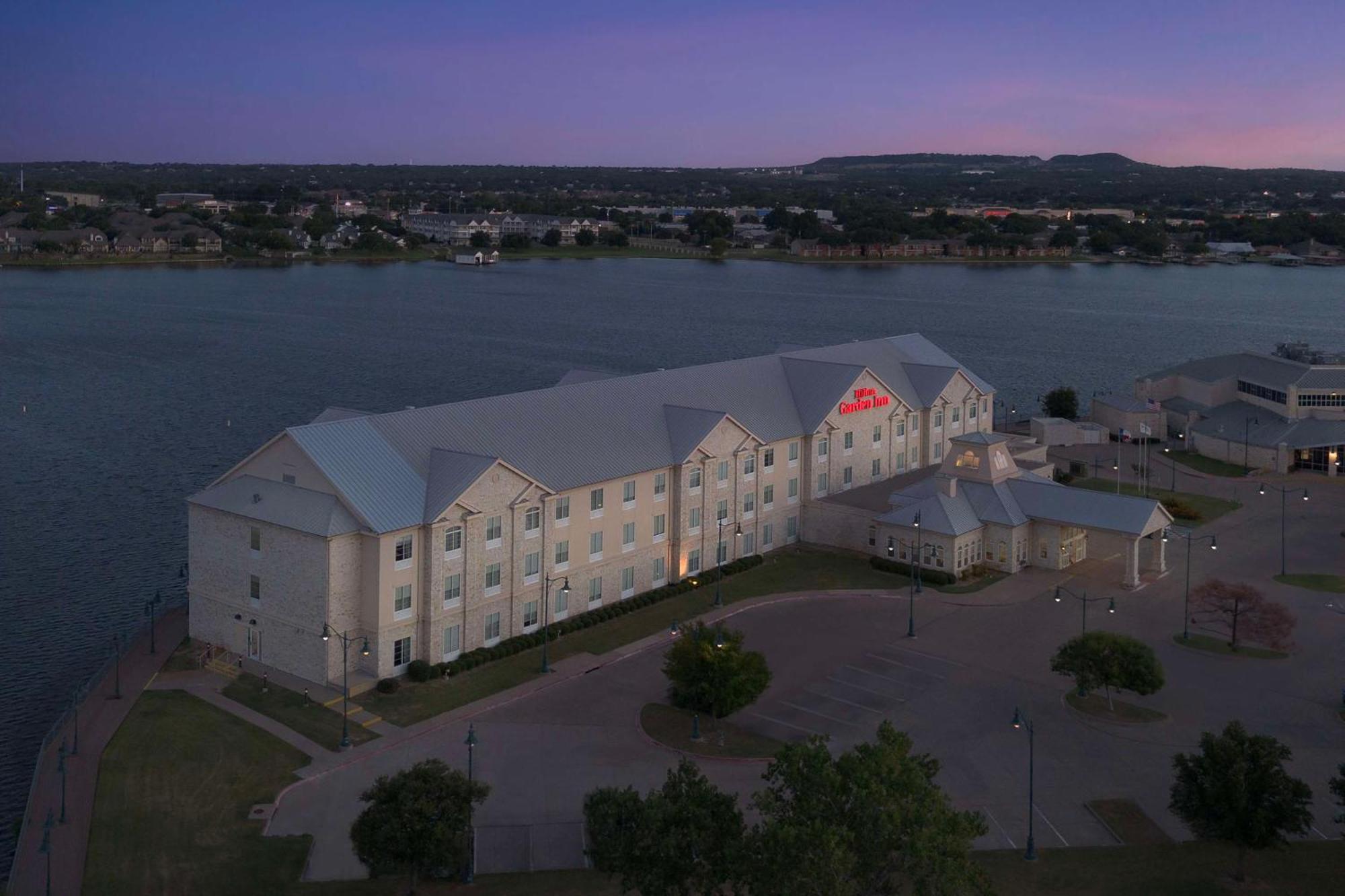 Hilton Garden Inn Granbury Exterior photo
